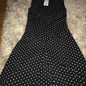 Super cute polka dot H&M dress! Still has tag